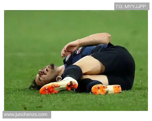 足球明星背后的辛酸故事与高清瞬间展现他们不为人知的奋斗历程